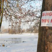 WYFRS are warning of the dangers of thin ice